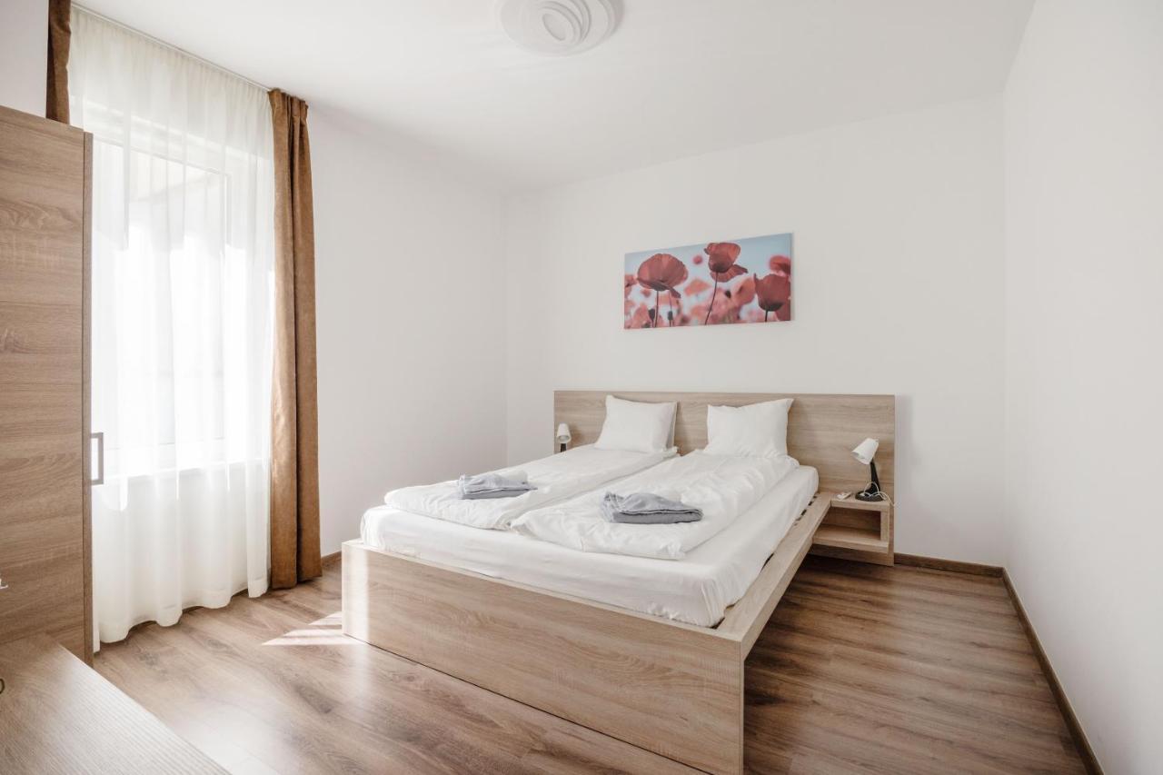 211 / 1 Bedroom / Modern In Center Appartement