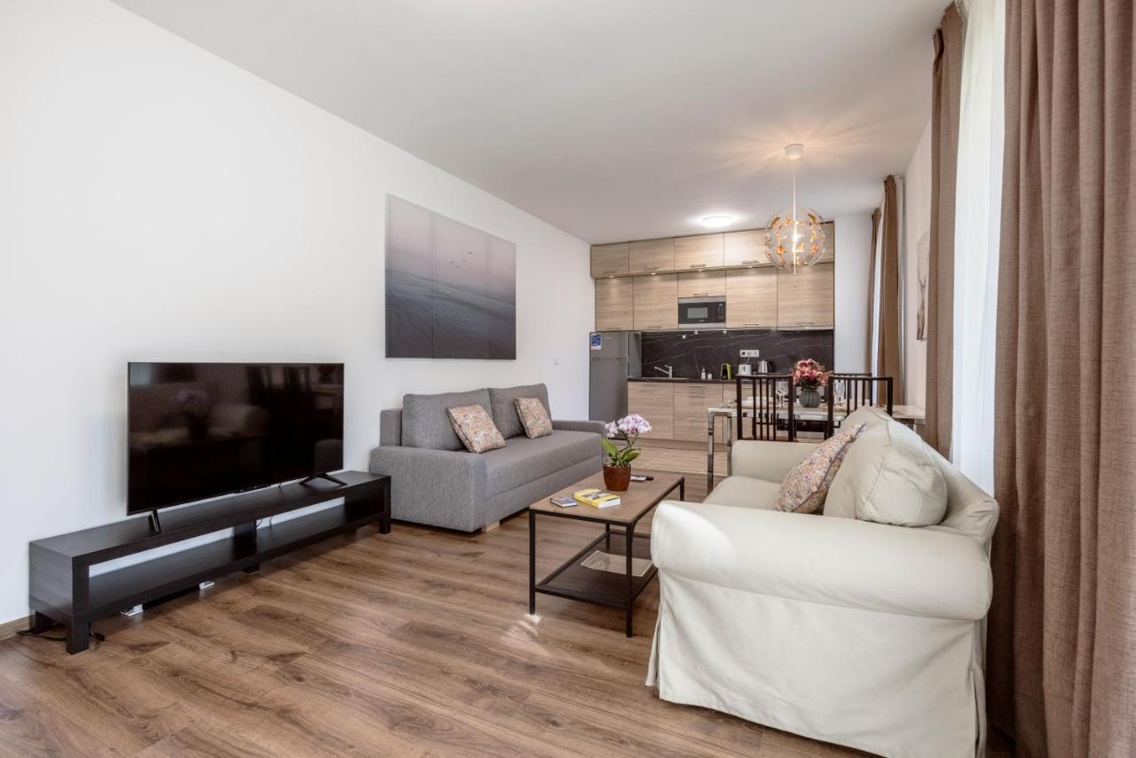 211 / 1 Bedroom / Modern In Center Budapeste